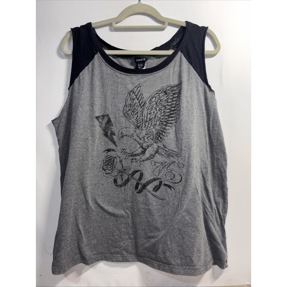 Torrid 2 Women tank top sleeveless Raw Hem Sleeve top size 2 Retro Eagle Rose 76